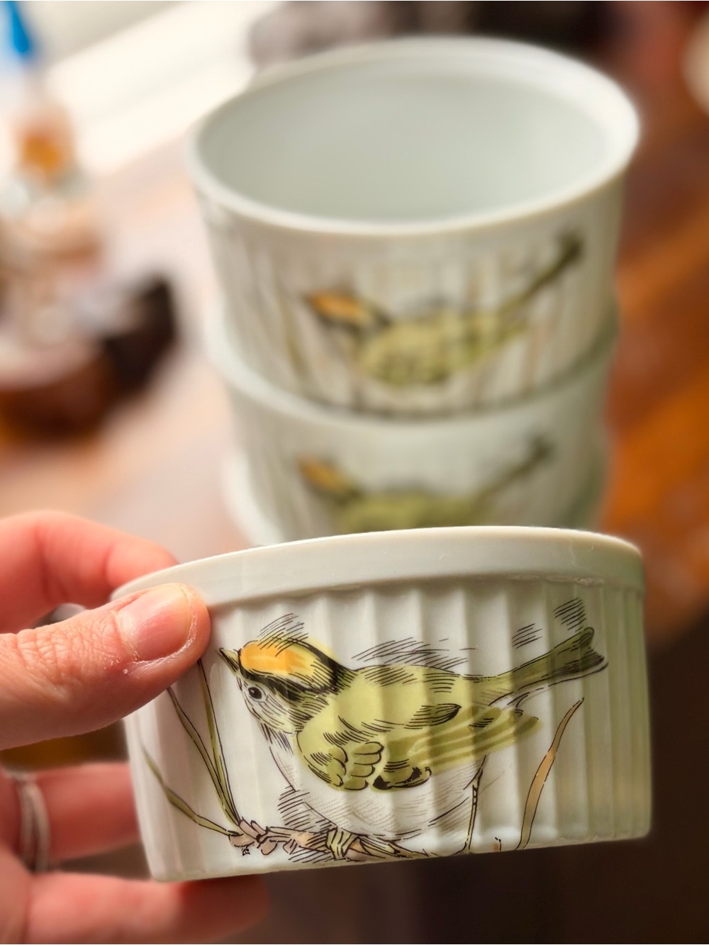 Vintage Floral & Bird Ceramic Ramekins Song Bird 1978 by Enesco Set of 4 - Picture 3 of 7